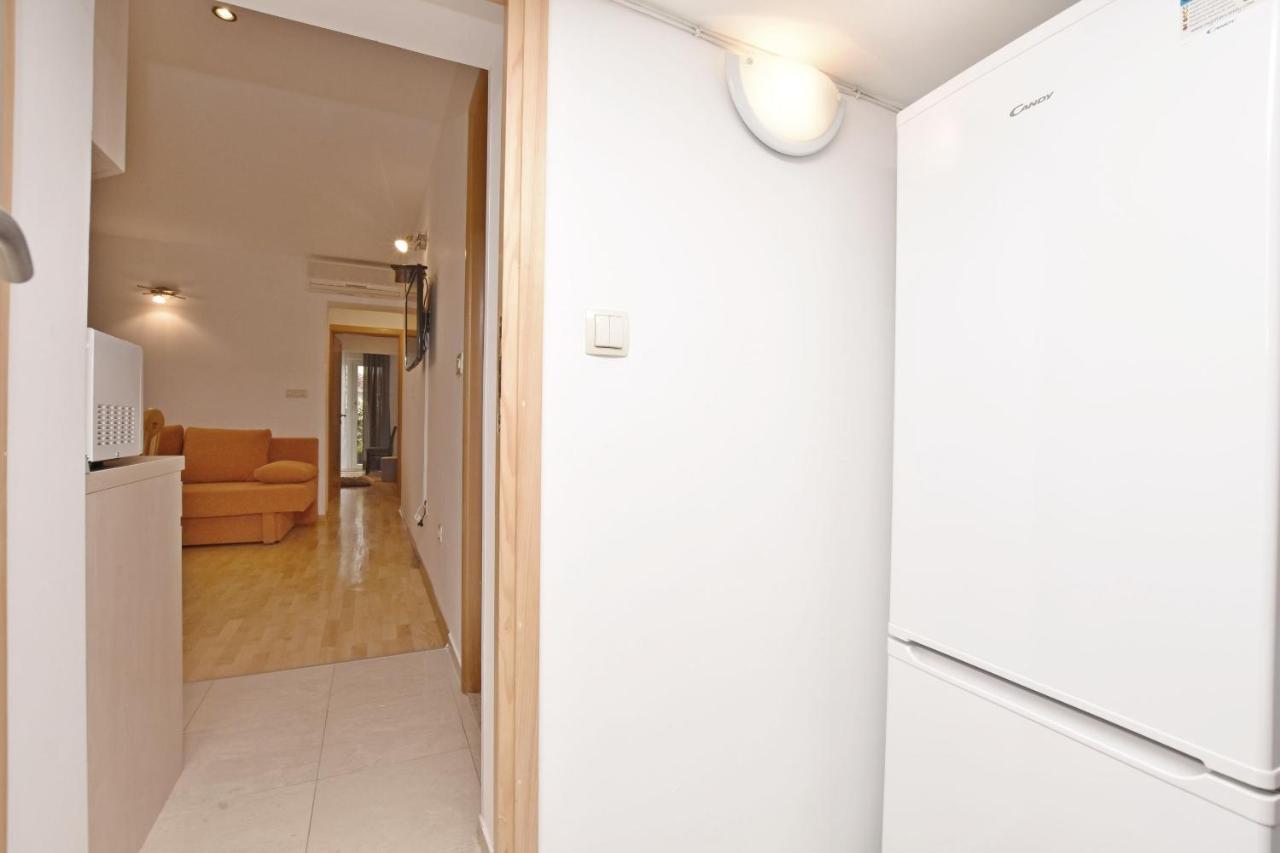 Apartment Mate Omiš Exteriör bild
